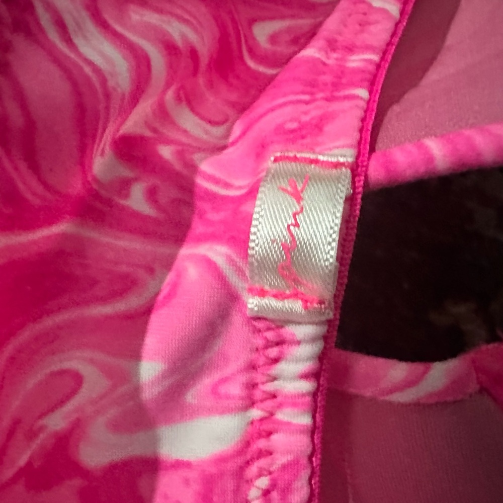 Victoria's Secret Pink and White Swirl Underwire Bra - Picture 3 of 4